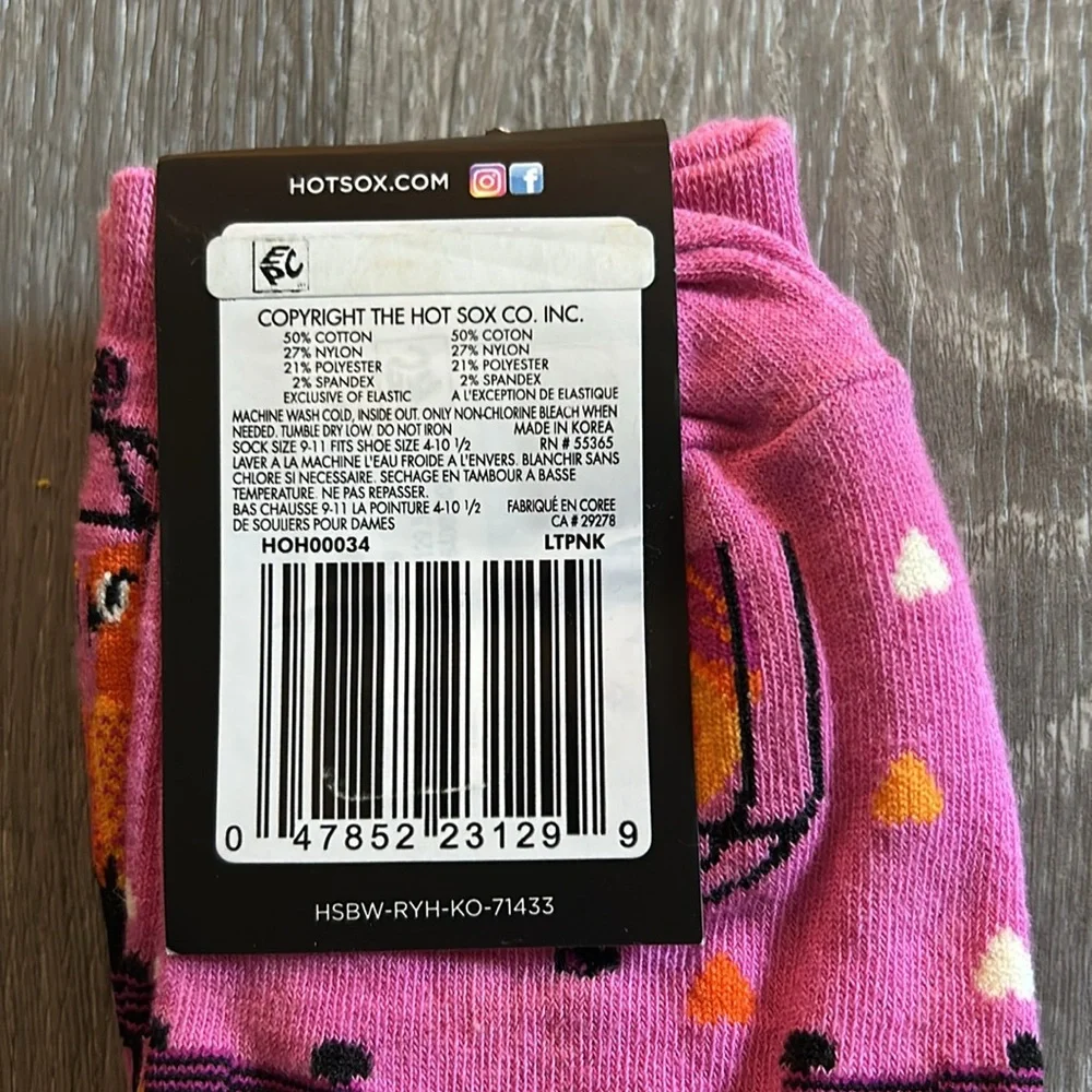 Hot Sox Pink Socks Love Birds with Birdcage & Heart Design Novelty NEW